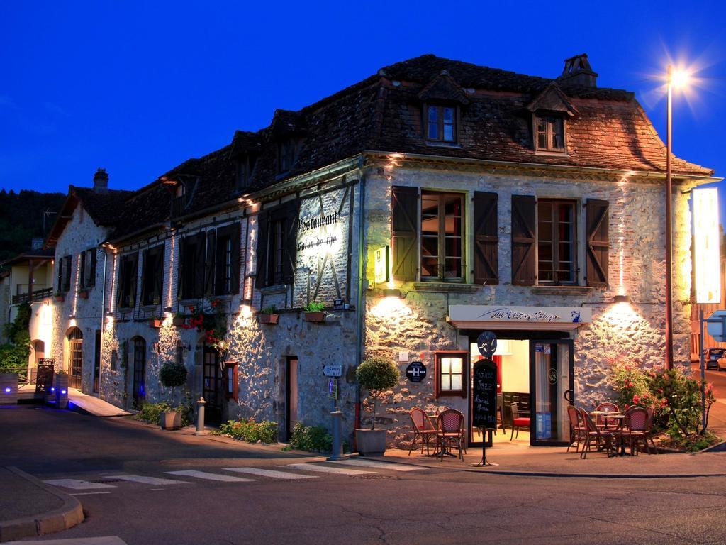 Le Victor Hugo - Hotel Et Restaurant - Logis Hotels Saint-Céré Kültér fotó