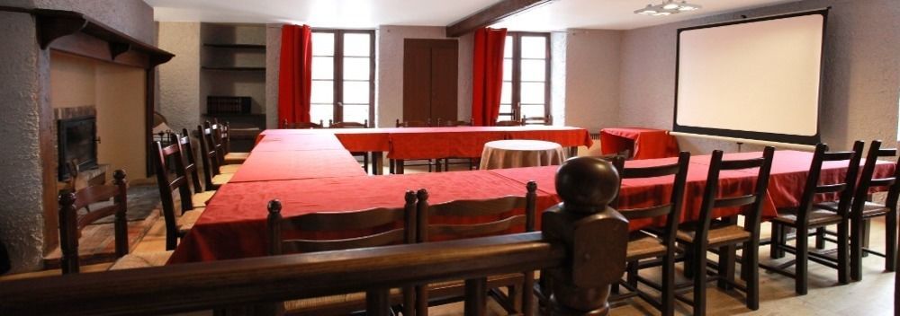 Le Victor Hugo - Hotel Et Restaurant - Logis Hotels Saint-Céré Kültér fotó